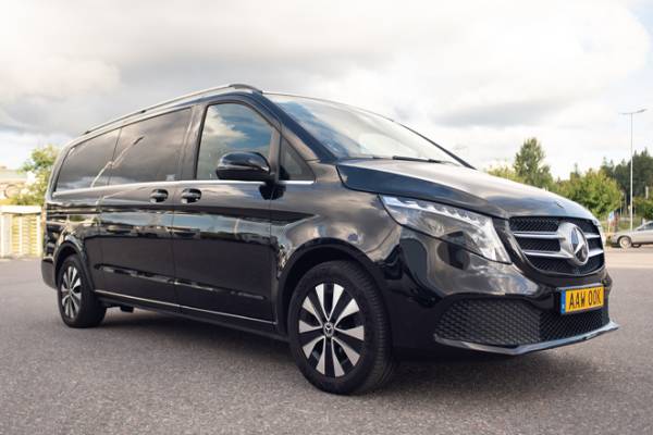 private-van-premium-700px
